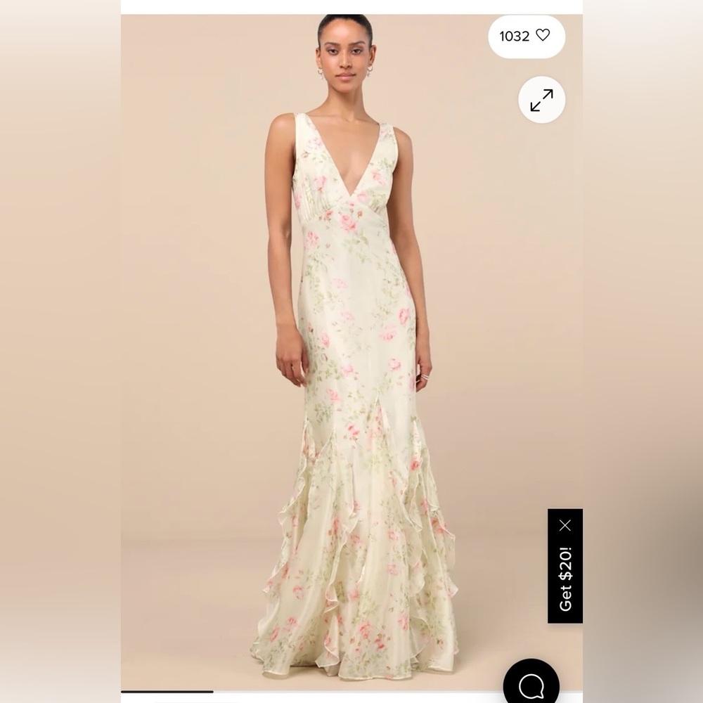 Lulu's Deluca Cream Floral sleeveless ruffled Maxi Dress